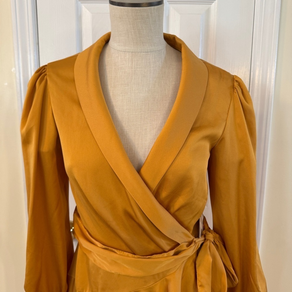 Mac Duggal Satin Wrap Mini Dress • Gold Mustard Long Sleeve Fit & Flare • Size 6 - Picture 5 of 16